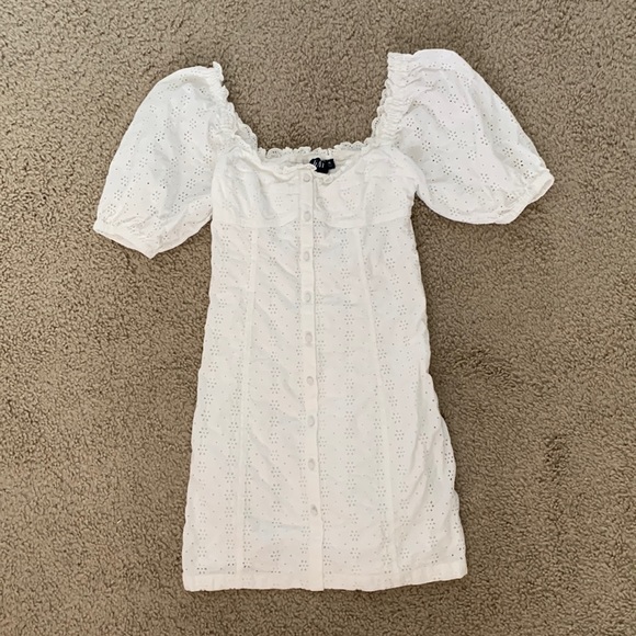 Gap white eyelet dress - Picture 3 of 8